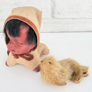 Vintage Inuit Eskimo Baby Doll Suede Jumper Rubber Face Mini Fur Seal Pup 3”
